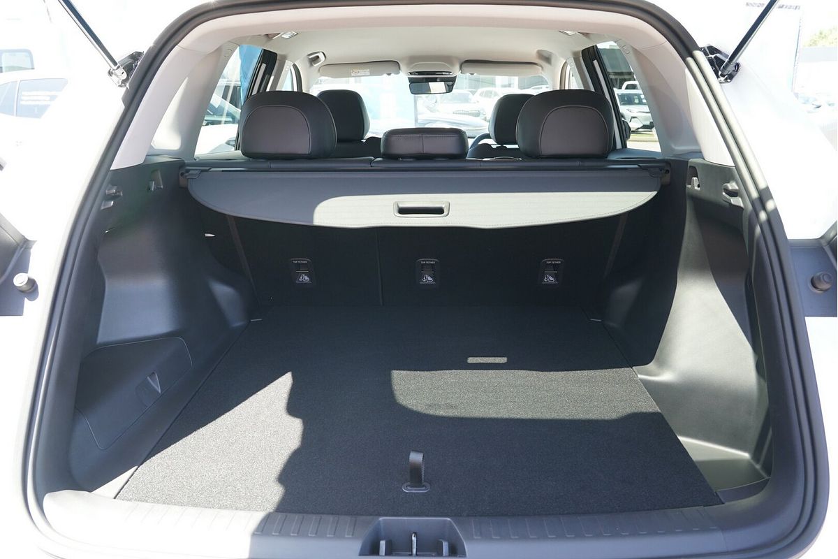 2025 Geely Starray EM-i Complete P145