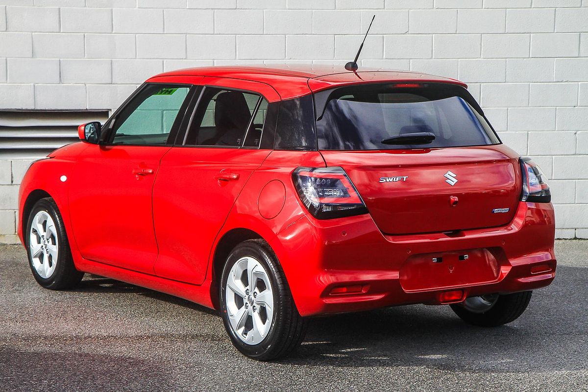 2025 Suzuki Swift Hybrid Plus UZ