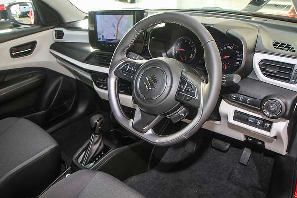 2025 Suzuki Swift Hybrid Plus UZ