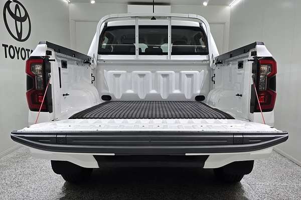 2022 Ford Ranger XLS Hi-Rider Rear Wheel Drive 2.0L