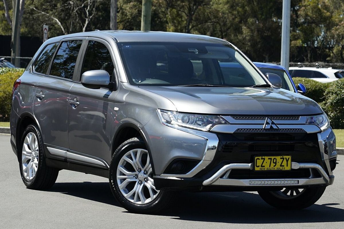 2020 Mitsubishi Outlander ES ZL
