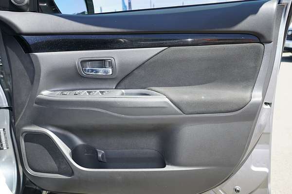 2020 Mitsubishi Outlander ES ZL