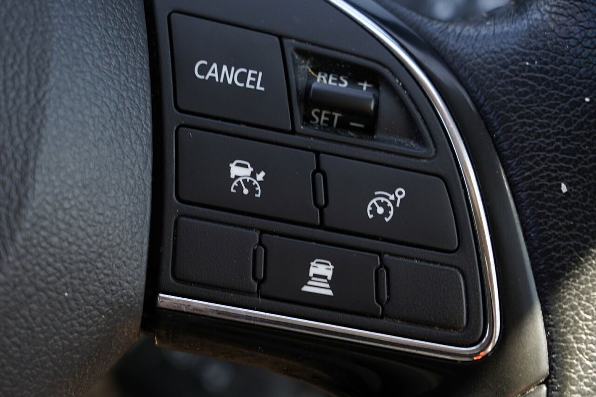 2020 Mitsubishi Outlander ES ZL