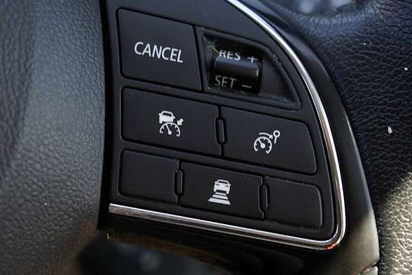 2020 Mitsubishi Outlander ES ZL