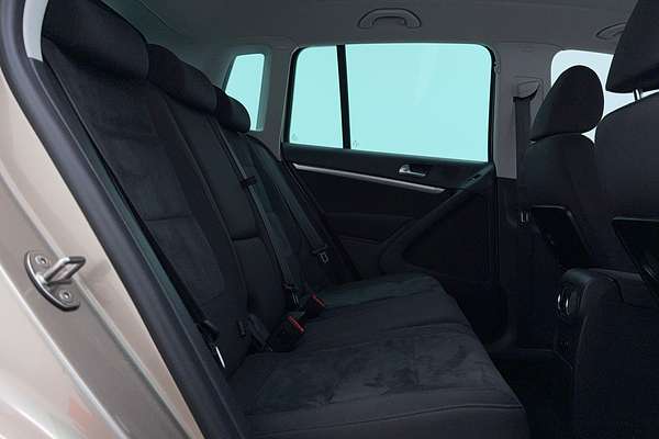 2015 Volkswagen Tiguan 132TSI 5N