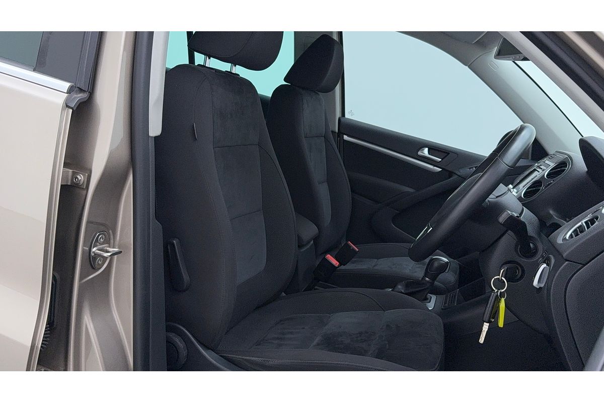 2015 Volkswagen Tiguan 132TSI 5N