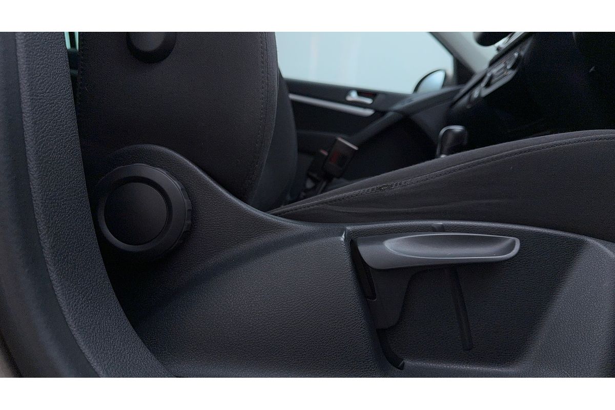 2015 Volkswagen Tiguan 132TSI 5N