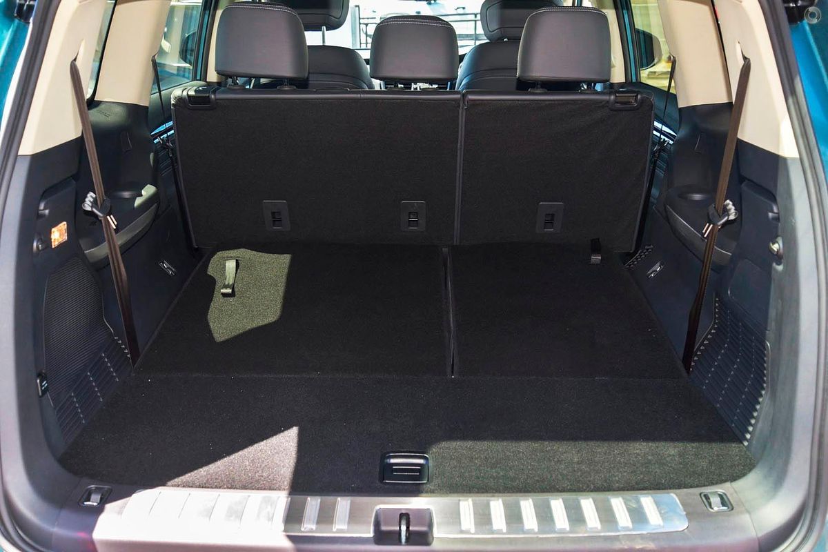 2025 LDV D90 Executive SV9A