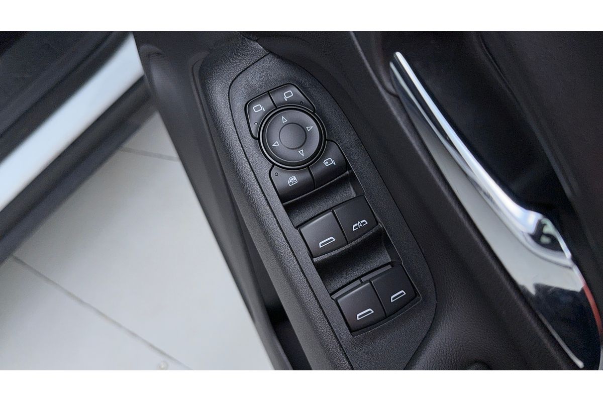 2019 Holden Equinox Black Edition EQ