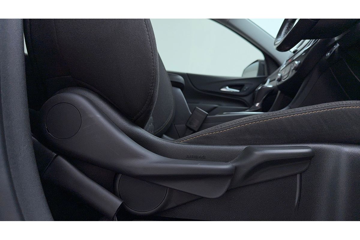 2019 Holden Equinox Black Edition EQ