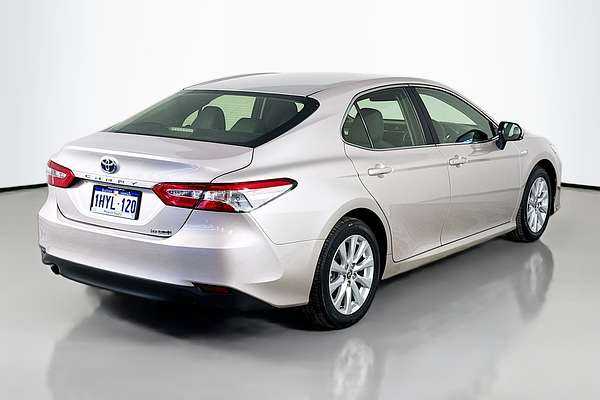 2021 Toyota Camry Ascent AXVH70R