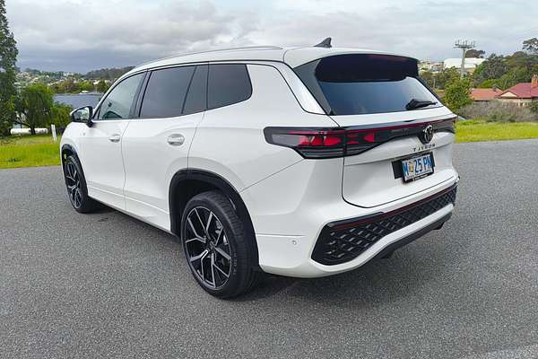 2025 Volkswagen Tayron 195TSI R-Line R4