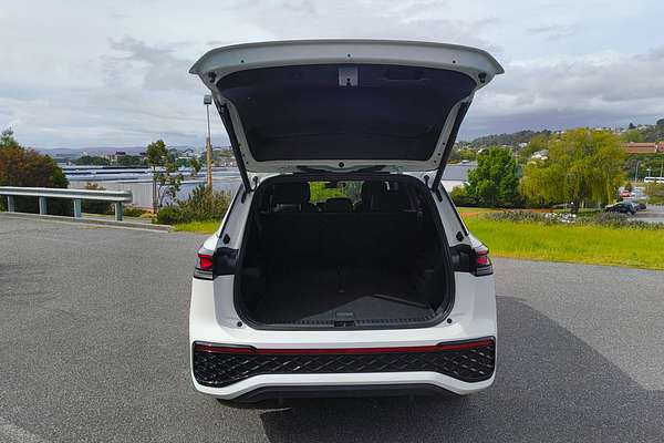 2025 Volkswagen Tayron 195TSI R-Line R4