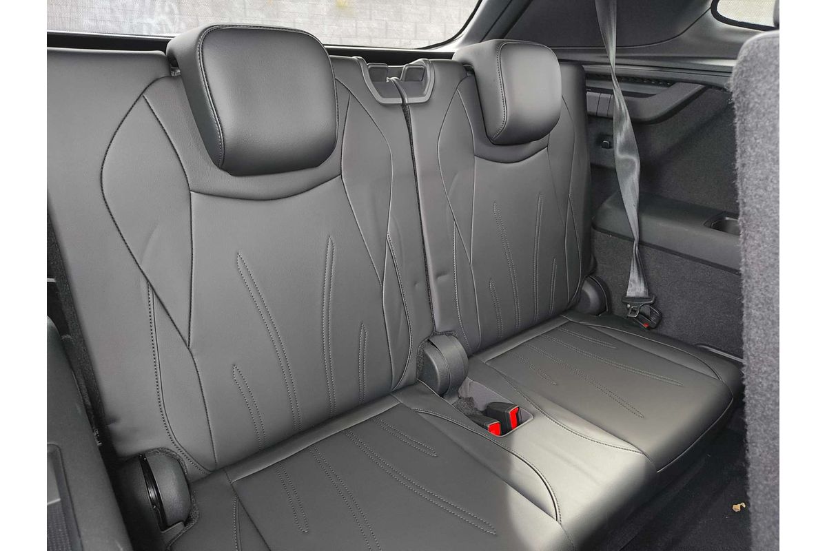 2025 Volkswagen Tayron 195TSI R-Line R4