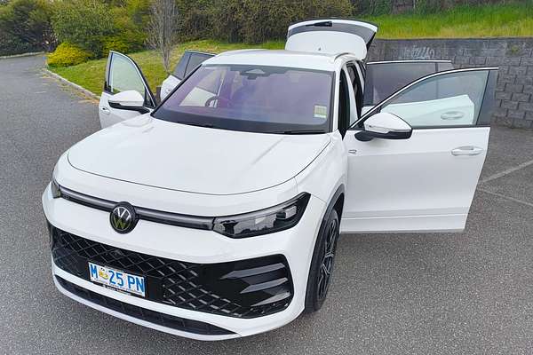 2025 Volkswagen Tayron 195TSI R-Line R4