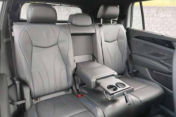 2025 Volkswagen Tayron 195TSI R-Line R4