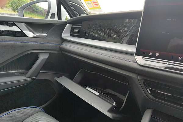 2025 Volkswagen Tayron 195TSI R-Line R4