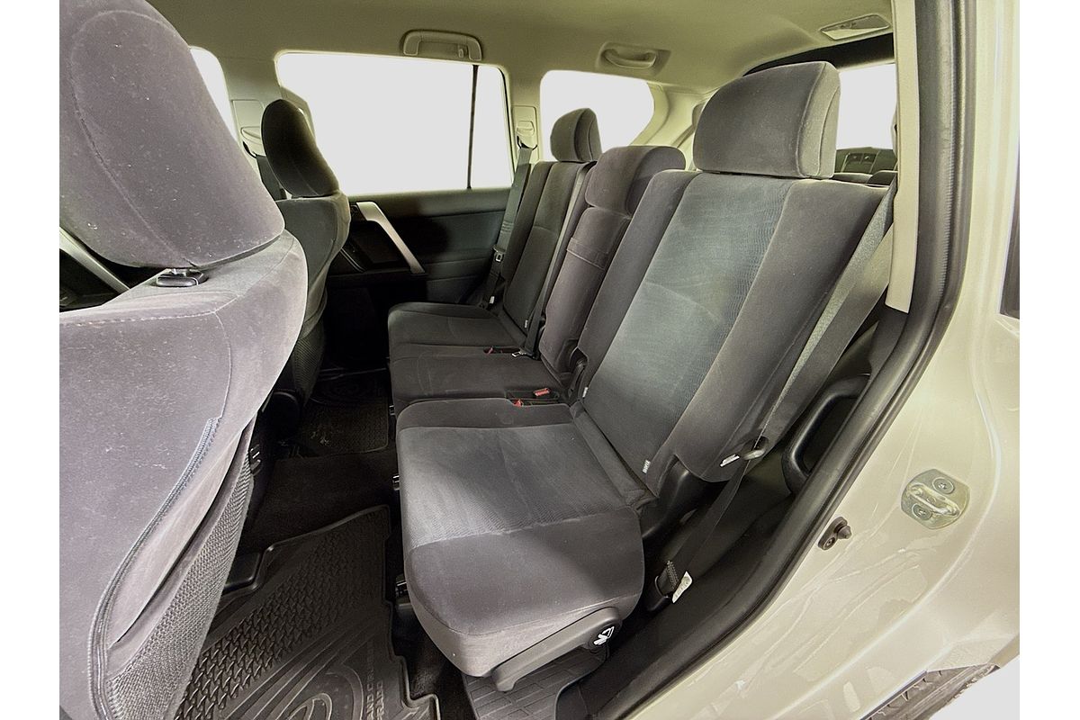 2023 Toyota Landcruiser Prado GX GDJ150R