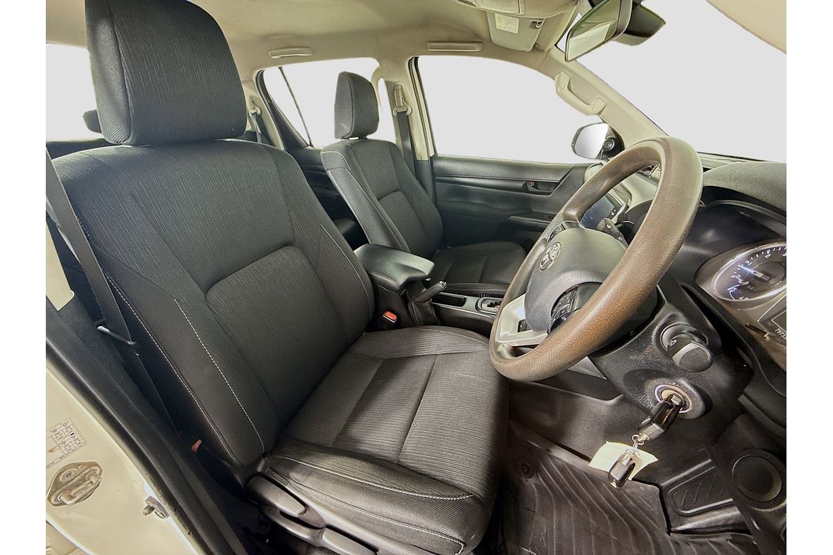 2021 Toyota Hilux SR GUN126R 4X4