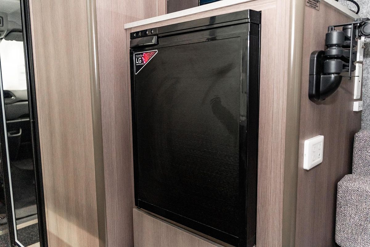 2024 Renault Master Pro 110kW X62 Phase 2 LWB Mid Roof