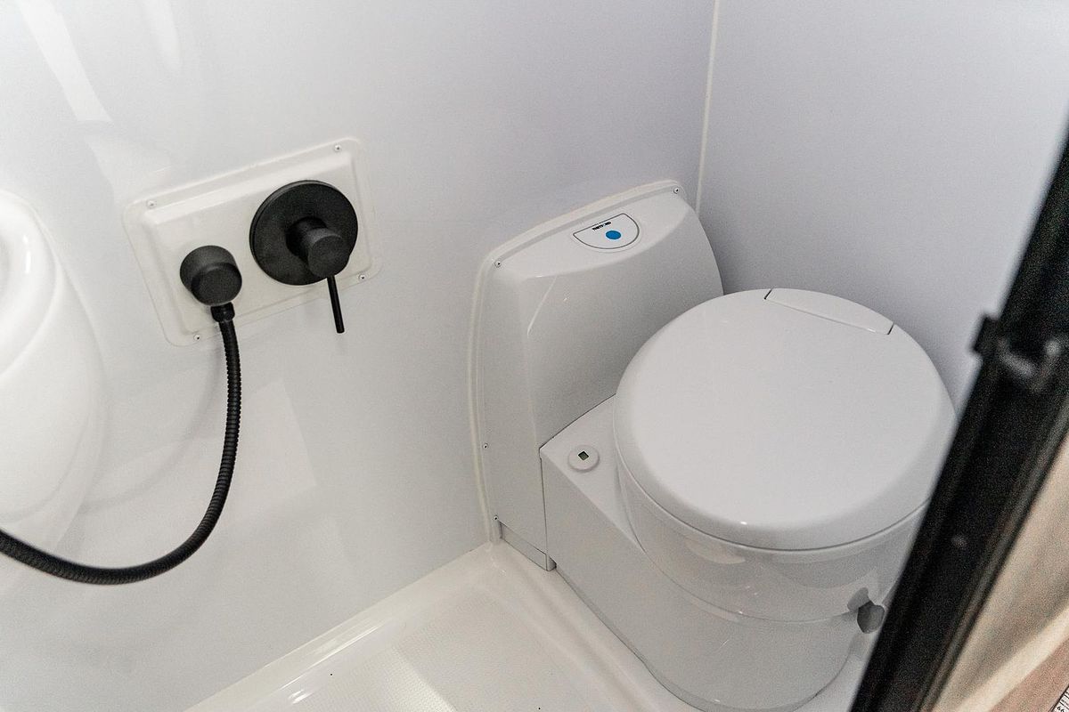 2024 Renault Master Pro 110kW X62 Phase 2 LWB Mid Roof