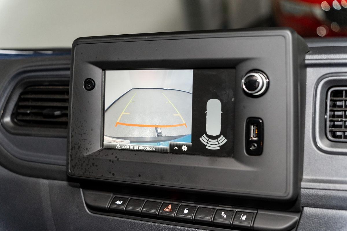 2024 Renault Master Pro 110kW X62 Phase 2 LWB Mid Roof