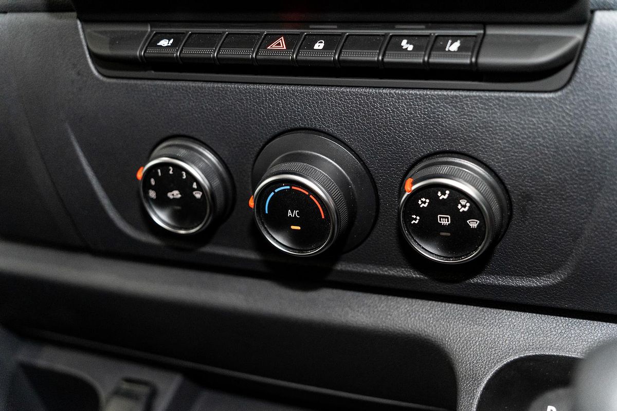 2024 Renault Master Pro 110kW X62 Phase 2 LWB Mid Roof