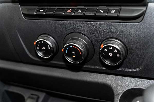 2024 Renault Master Pro 110kW X62 Phase 2 LWB Mid Roof