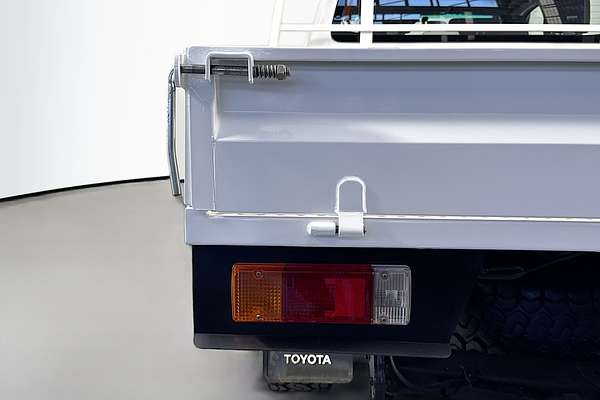 2022 Toyota Hilux SR GUN126R 4X4