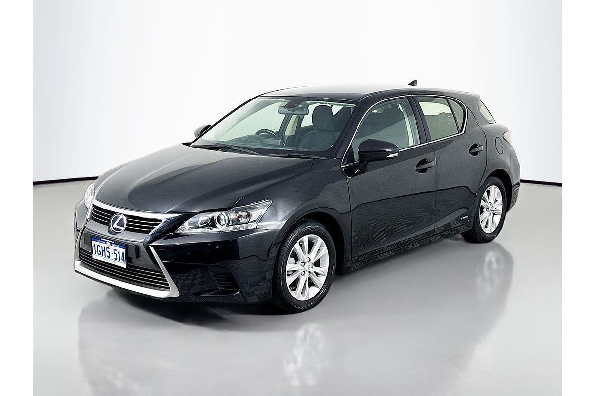 2017 Lexus CT CT200h Luxury ZWA10R