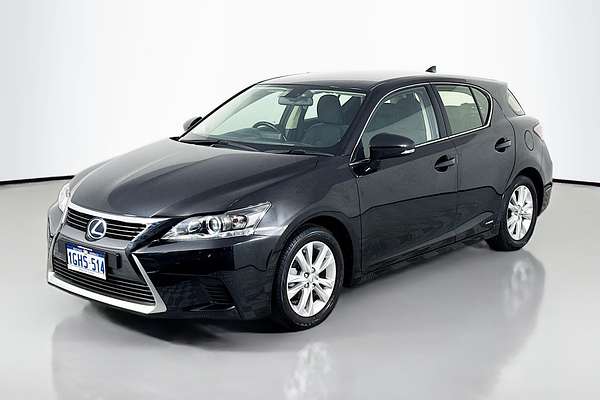 2017 Lexus CT CT200h Luxury ZWA10R