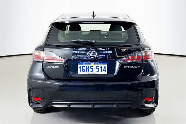 2017 Lexus CT CT200h Luxury ZWA10R