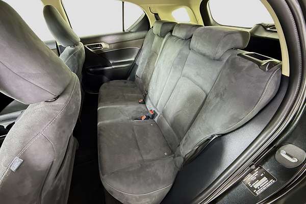 2017 Lexus CT CT200h Luxury ZWA10R