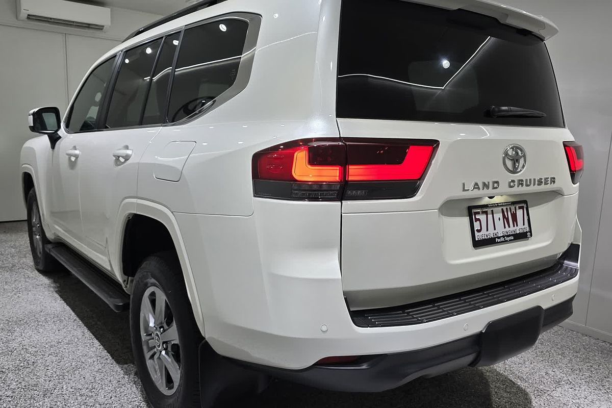 2022 Toyota Landcruiser VX FJA300R