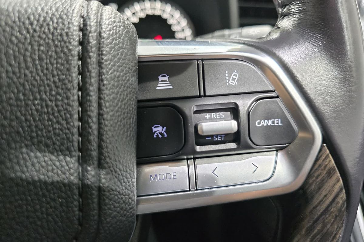 2022 Toyota Landcruiser VX FJA300R