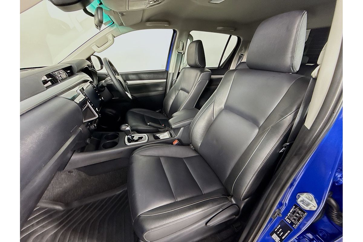 2023 Toyota Hilux SR5 GUN126R 4X4