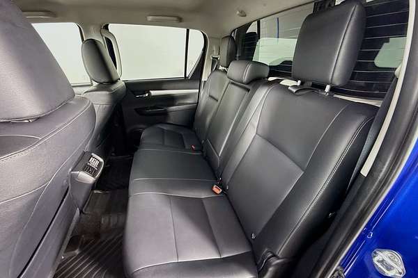 2023 Toyota Hilux SR5 GUN126R 4X4