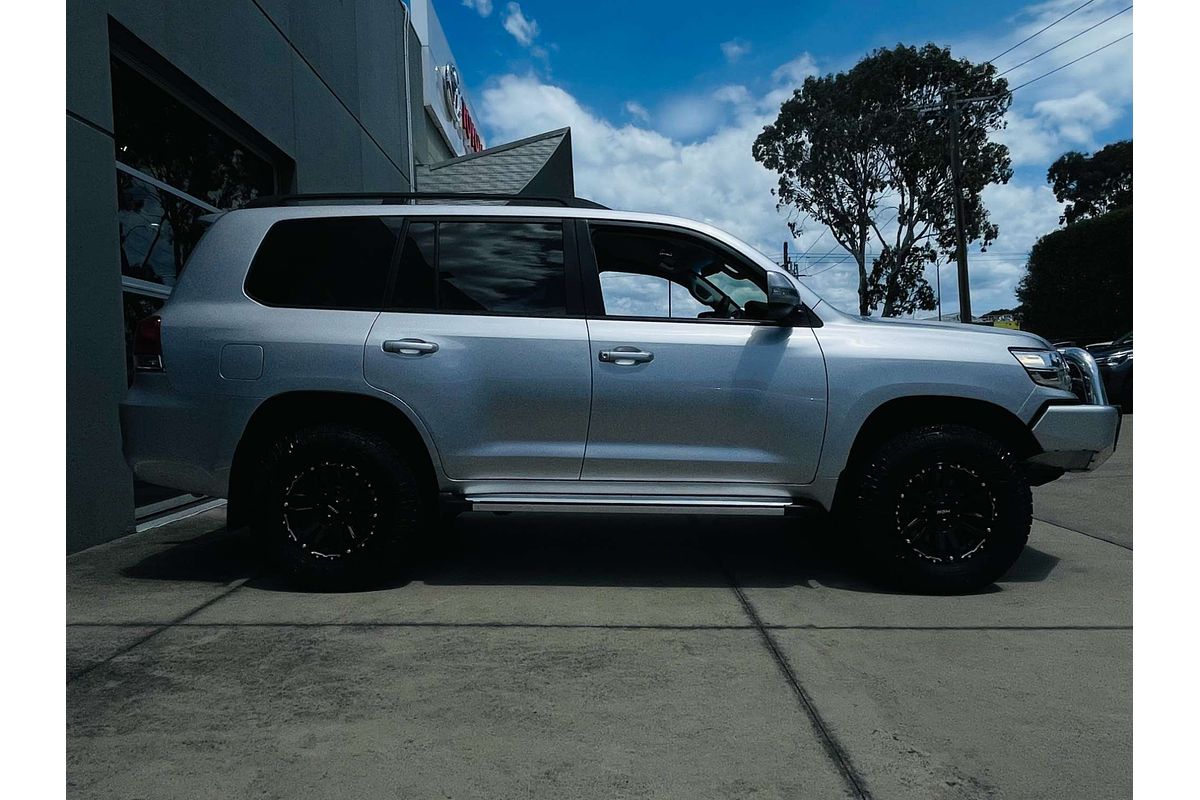 2016 Toyota Landcruiser GXL VDJ200R