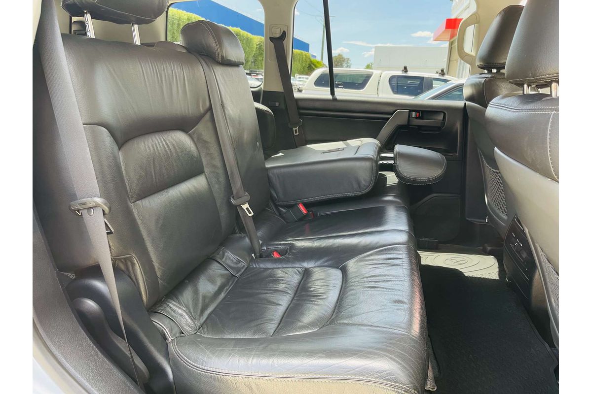 2016 Toyota Landcruiser GXL VDJ200R