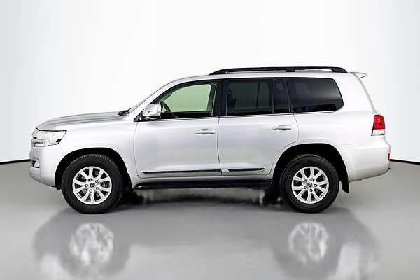 2019 Toyota Landcruiser Sahara VDJ200R