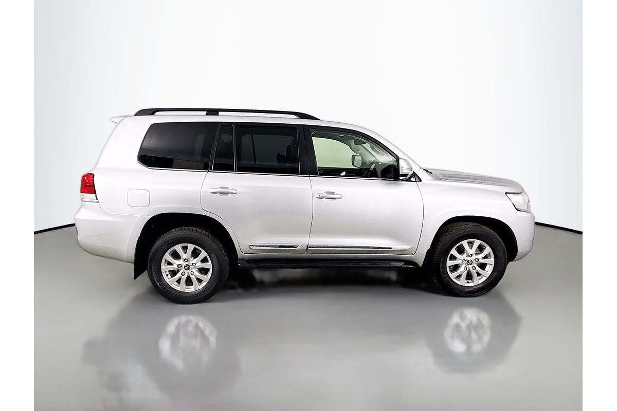 2019 Toyota Landcruiser Sahara VDJ200R