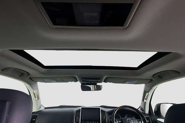 2019 Toyota Landcruiser Sahara VDJ200R