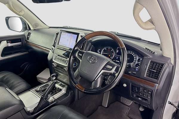 2019 Toyota Landcruiser Sahara VDJ200R