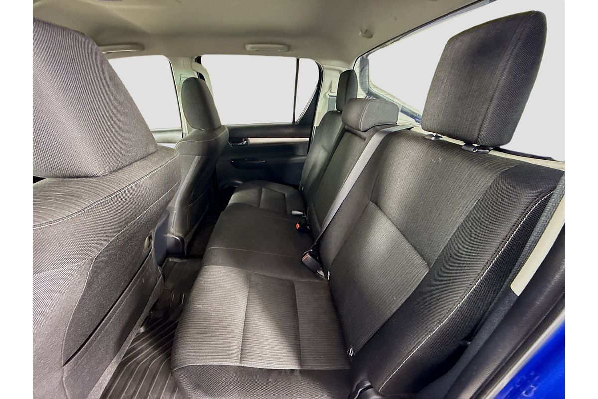 2016 Toyota Hilux SR5 GUN126R 4X4