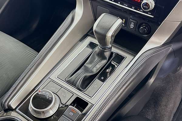 2021 Mitsubishi Pajero Sport GLS QF