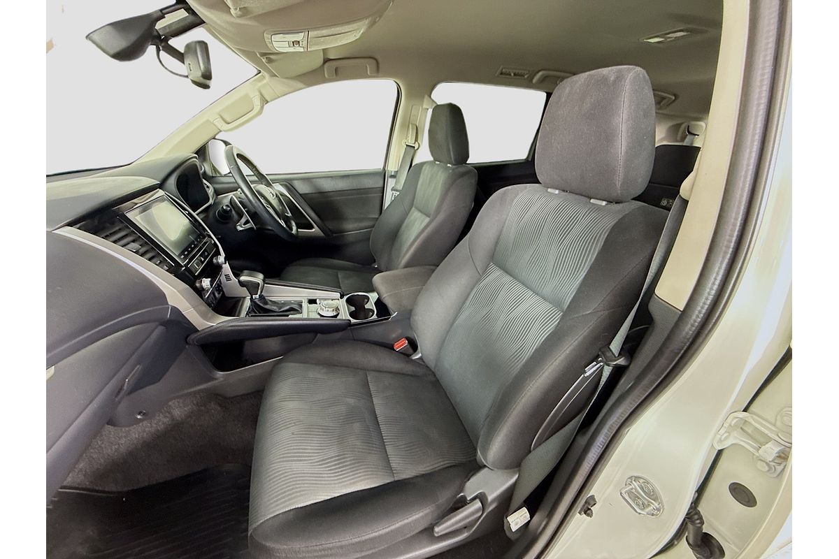 2021 Mitsubishi Pajero Sport GLS QF