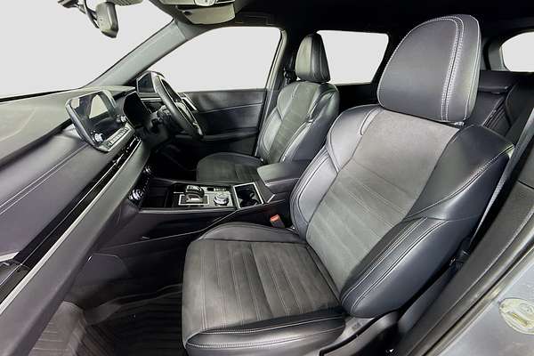 2023 Mitsubishi Outlander LS Black Edition ZM