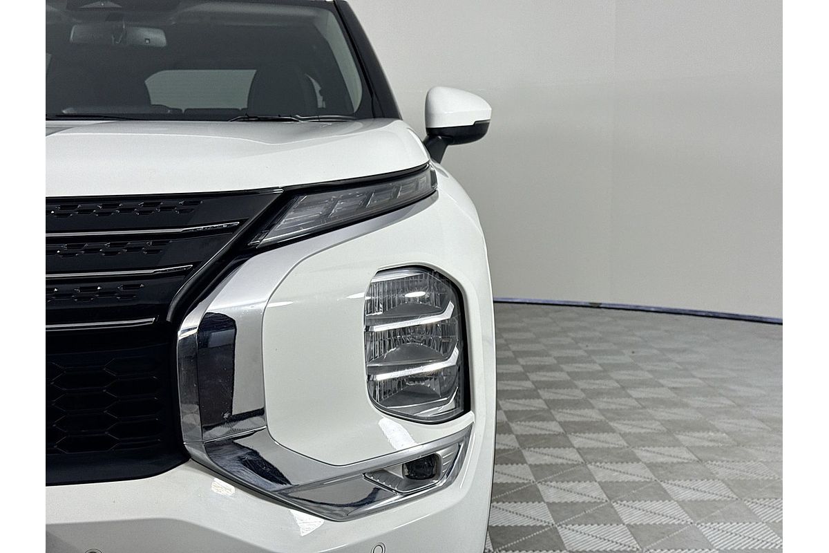 2024 Mitsubishi Outlander LS ZM