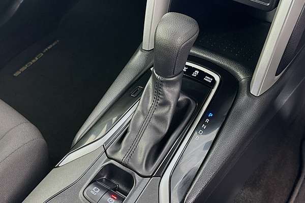 2024 Toyota Corolla Cross GX MXGH10R