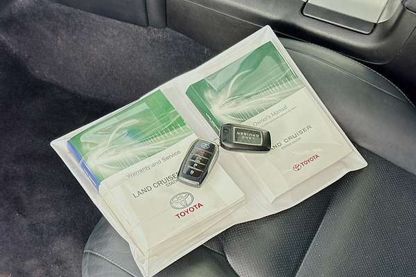 2017 Toyota Landcruiser Sahara VDJ200R